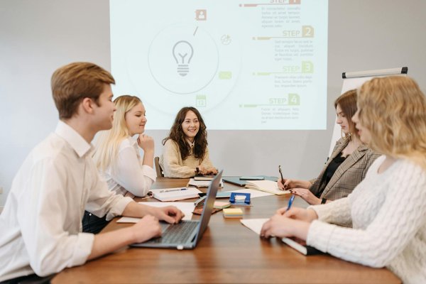 Optimisez votre marketing de contenu grâce à une veille concurrentielle efficace !